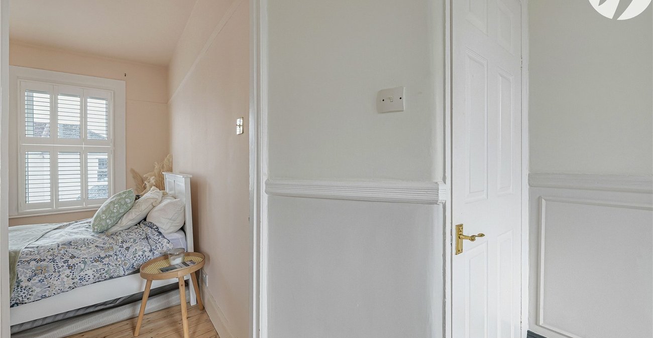 2 bedroom house for sale in Plumstead | Robinson Jackson