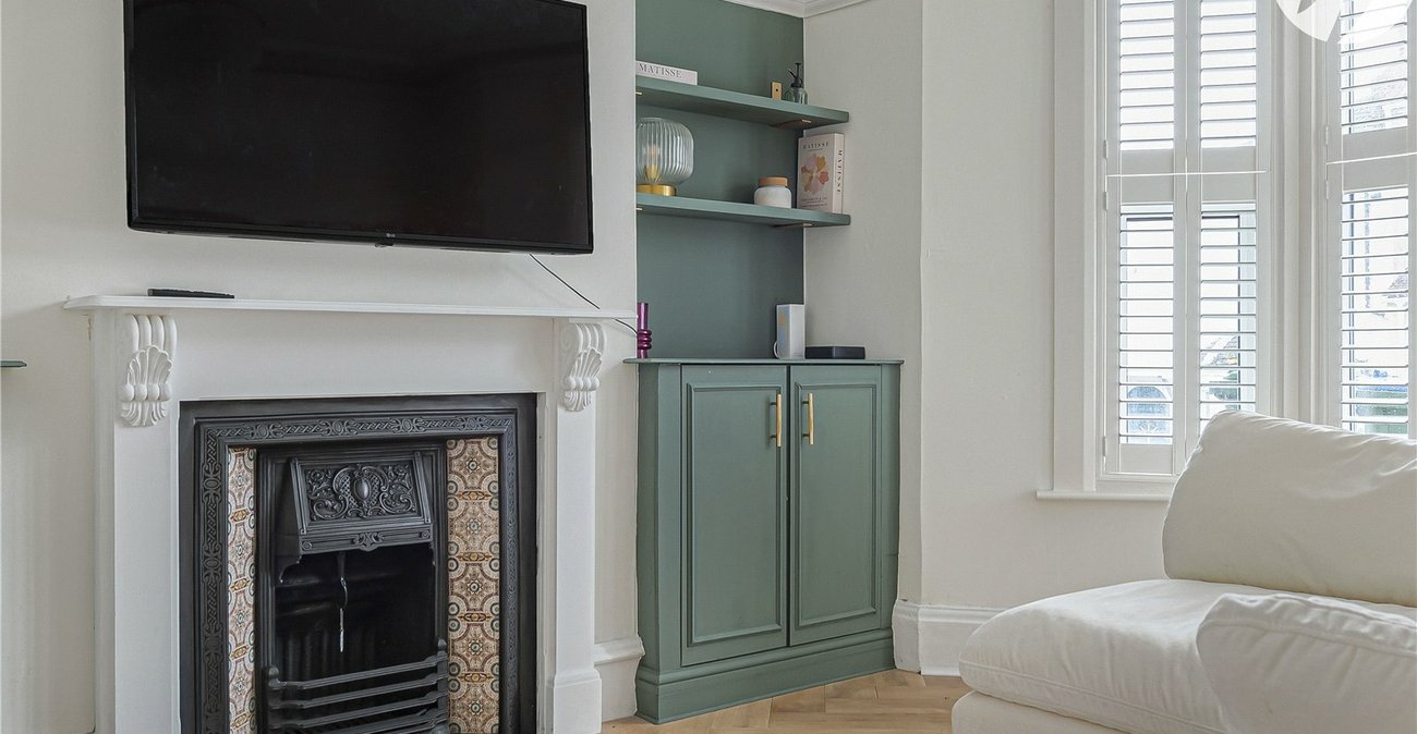 2 bedroom house for sale in Plumstead | Robinson Jackson