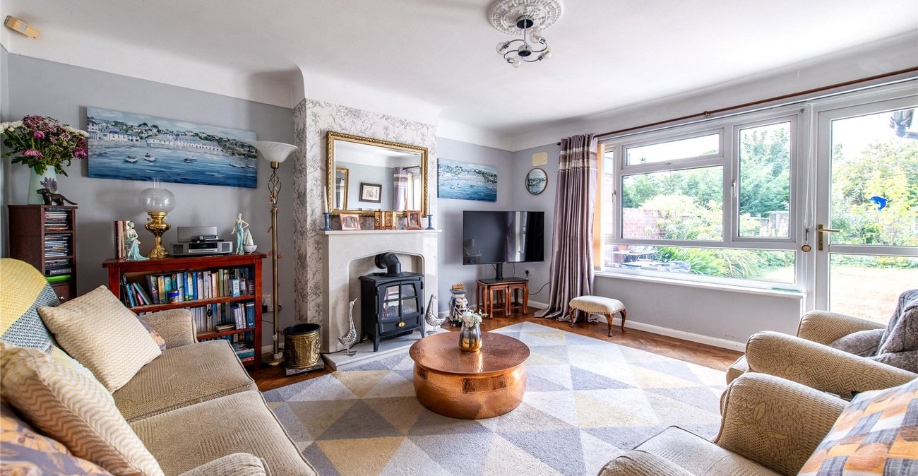 2 bedroom bungalow for sale in Gravesend | Robinson Michael & Jackson