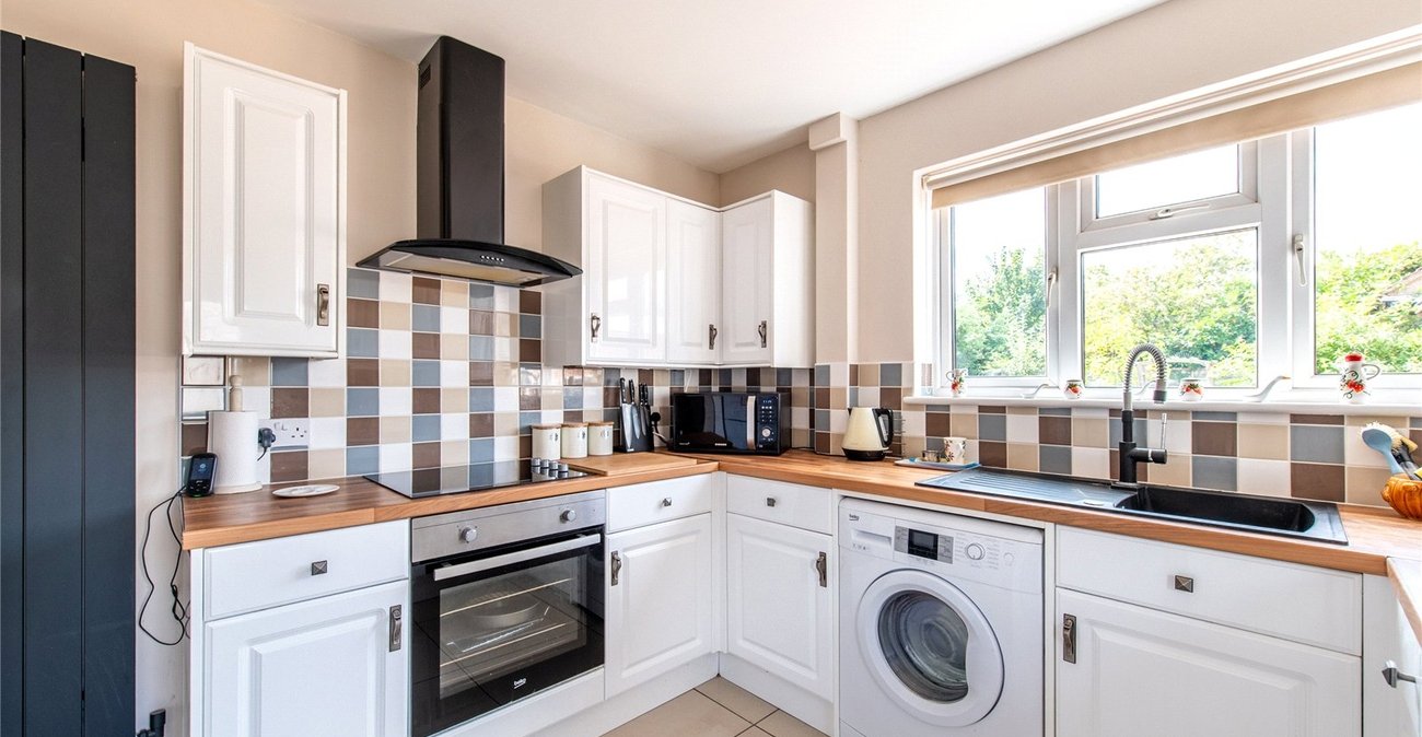 2 bedroom bungalow for sale in Gravesend | Robinson Michael & Jackson
