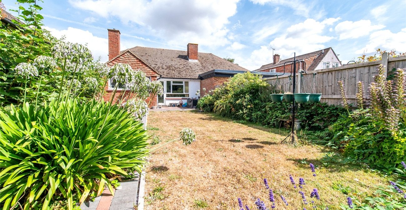 2 bedroom bungalow for sale in Gravesend | Robinson Michael & Jackson