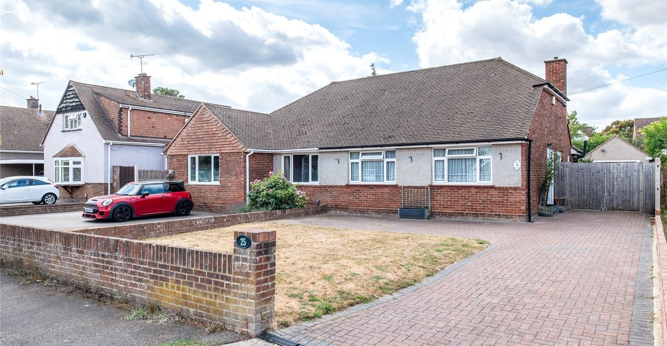 2 bedroom bungalow for sale in Gravesend | Robinson Michael & Jackson