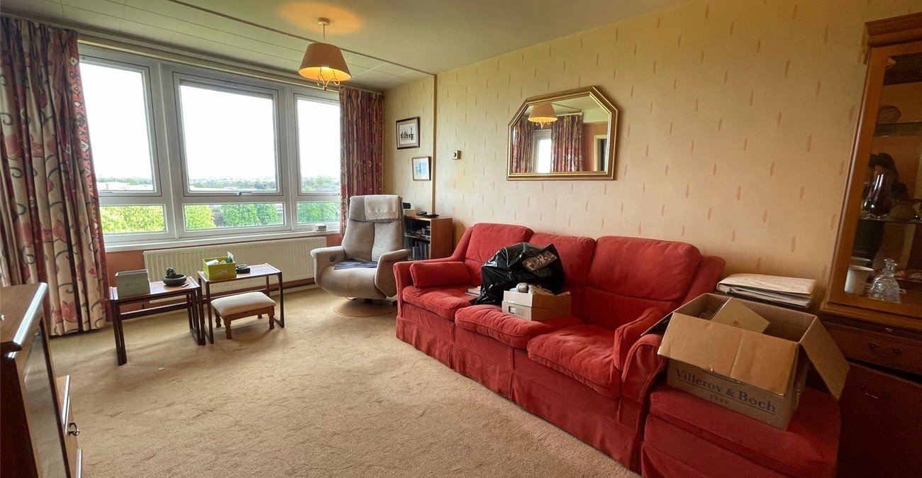 1 bedroom property for sale in Gravesend | Robinson Michael & Jackson