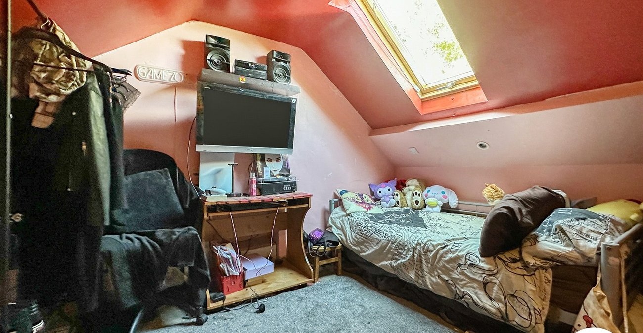 2 bedroom house for sale in Chatham | Robinson Michael & Jackson