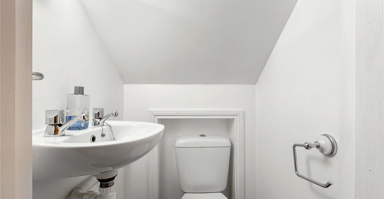 4 bedroom house for sale in Gillingham | Robinson Michael & Jackson