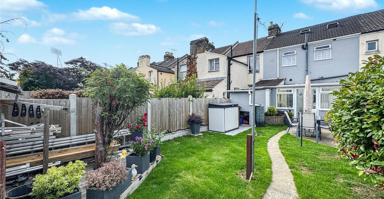 4 bedroom house for sale in Gillingham | Robinson Michael & Jackson