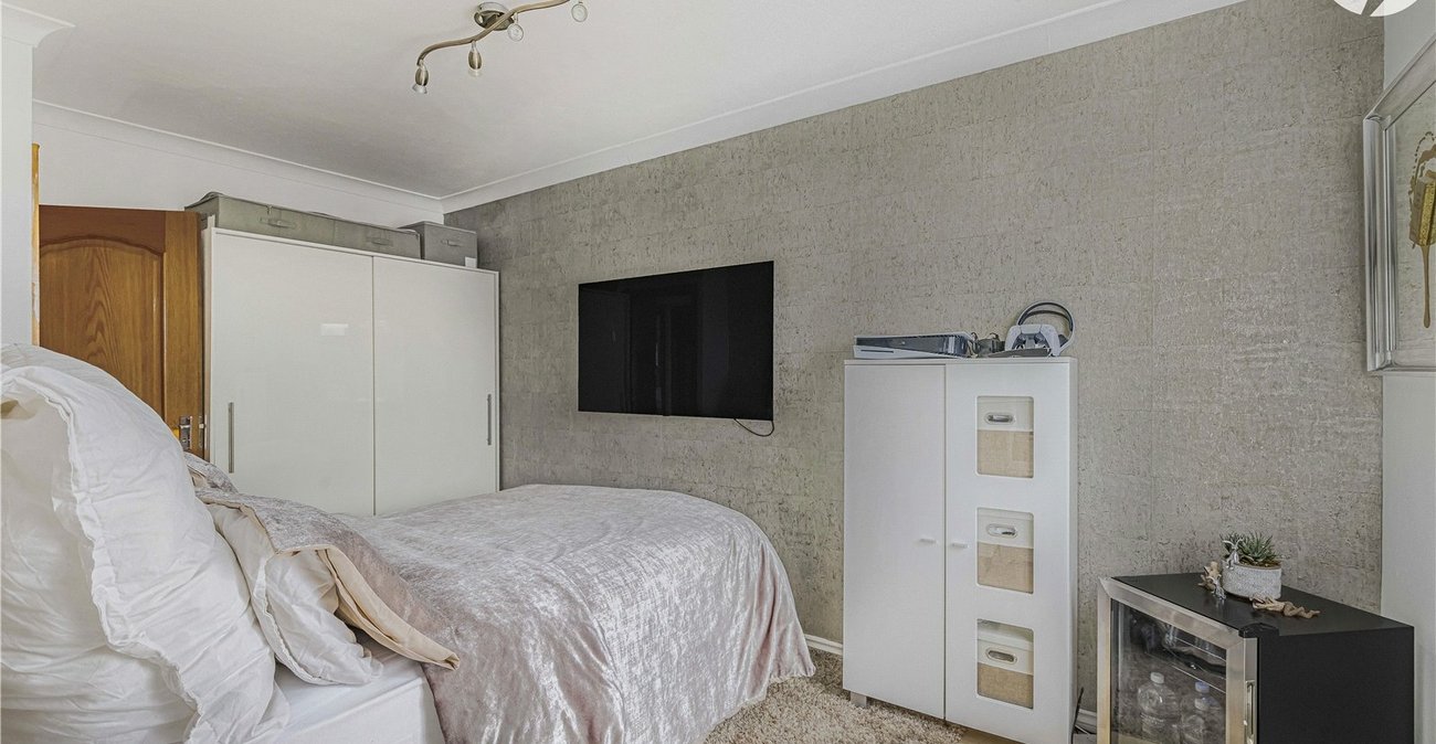 2 bedroom property for sale in Sidcup | Robinson Jackson