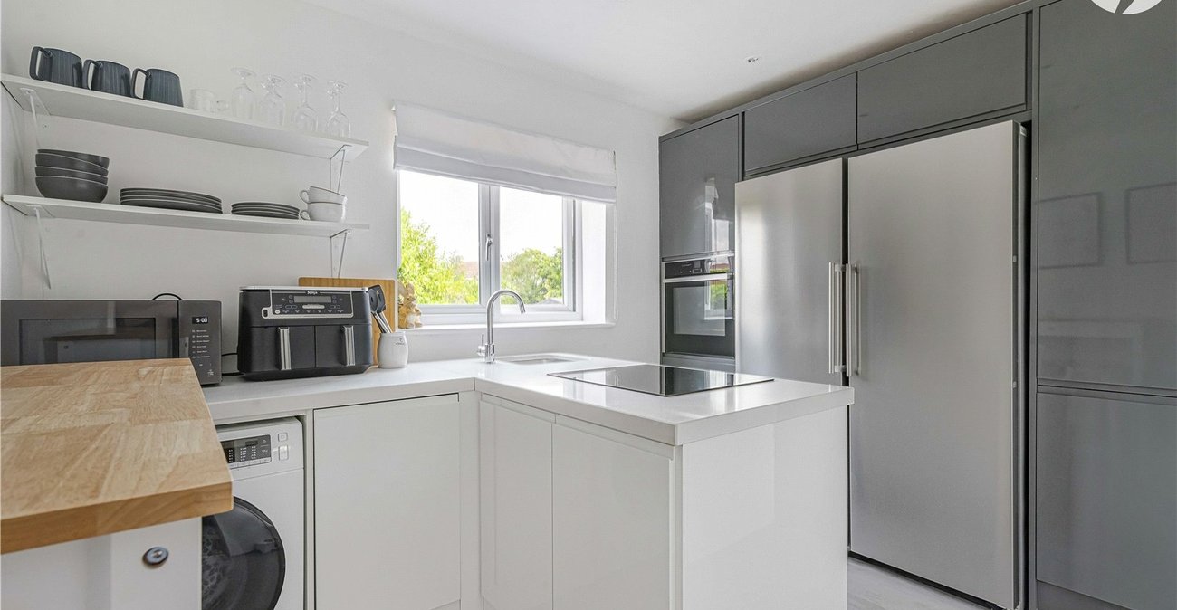 2 bedroom property for sale in Sidcup | Robinson Jackson