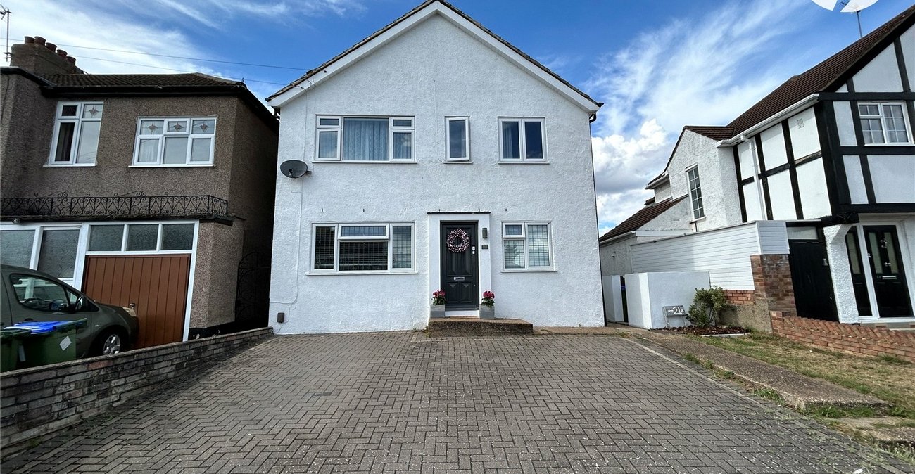 2 bedroom property for sale in Sidcup | Robinson Jackson