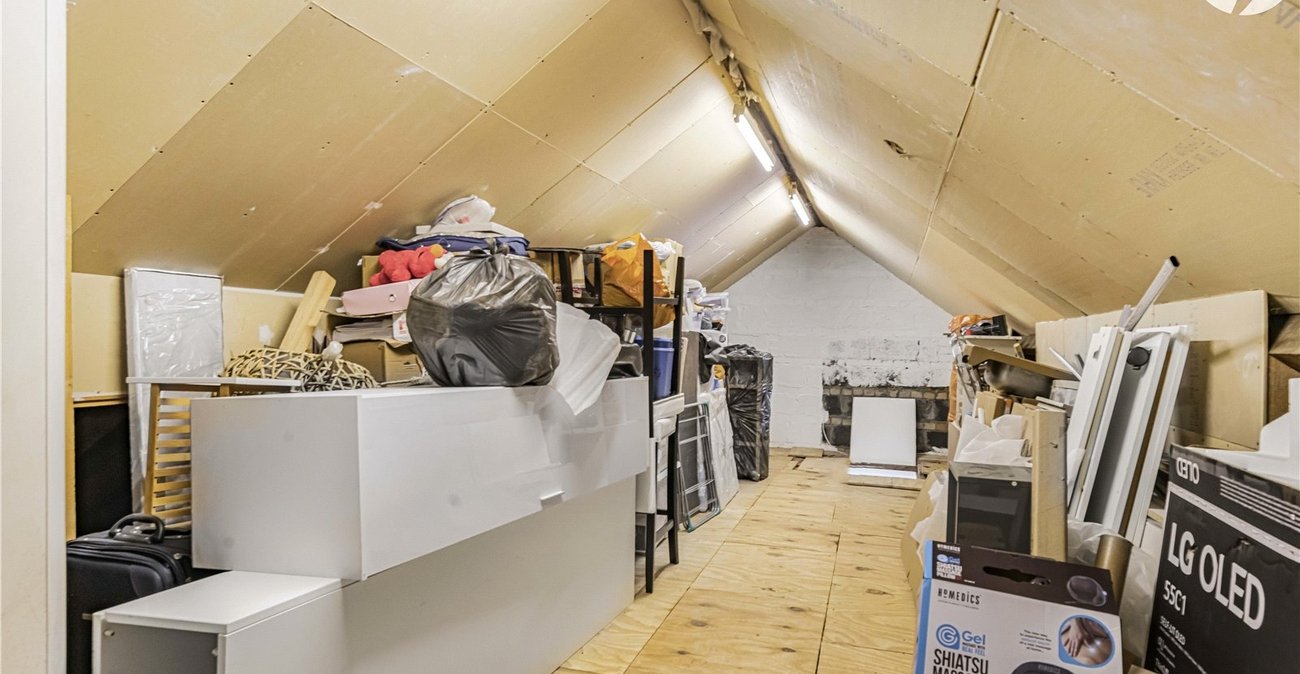 2 bedroom property for sale in Sidcup | Robinson Jackson