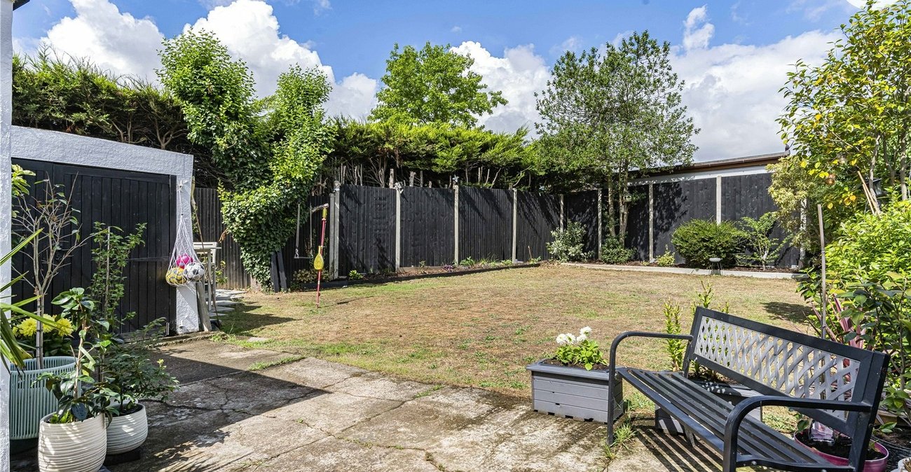 2 bedroom property for sale in Sidcup | Robinson Jackson