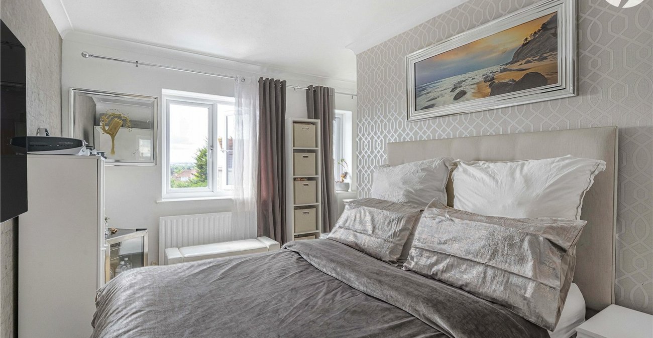 2 bedroom property for sale in Sidcup | Robinson Jackson