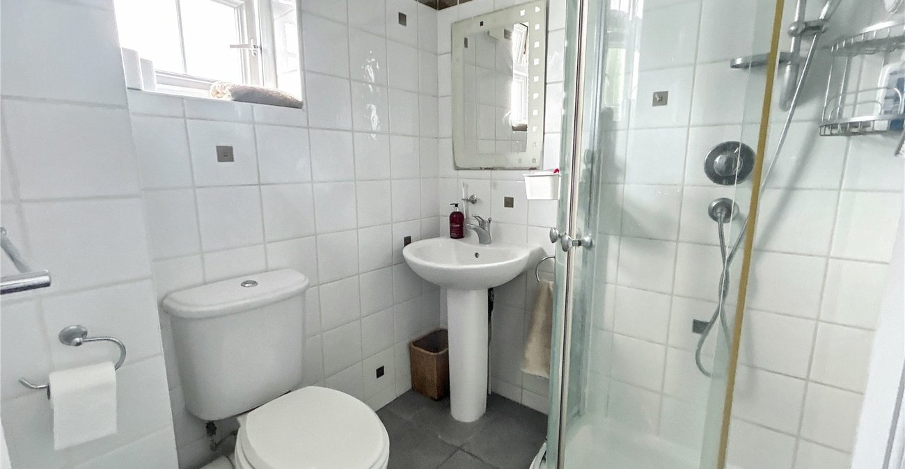 4 bedroom house for sale in Sidcup | Robinson Jackson