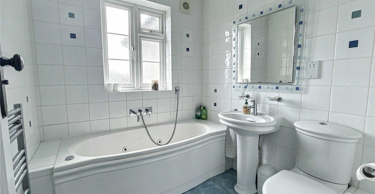 4 bedroom house for sale in Sidcup | Robinson Jackson