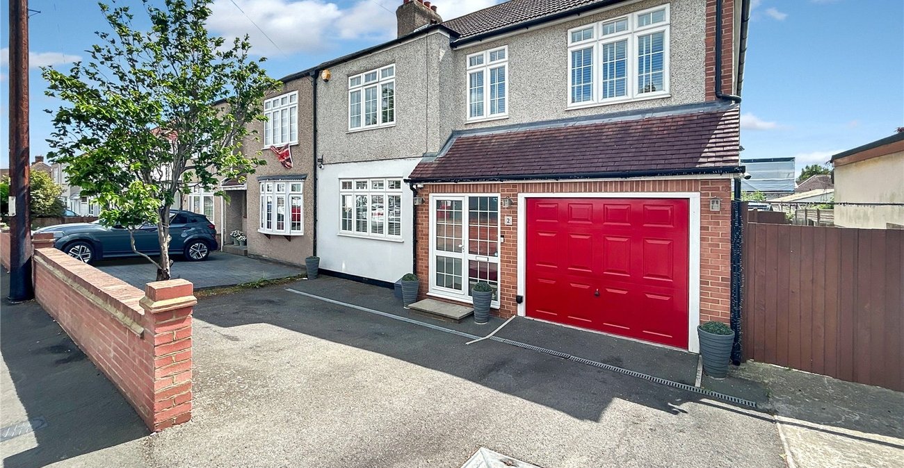 4 bedroom house for sale in Sidcup | Robinson Jackson