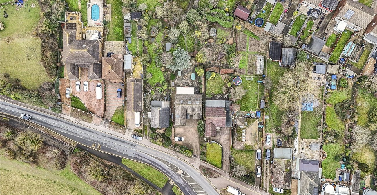 5 bedroom property for sale in Dartford | Robinson Jackson