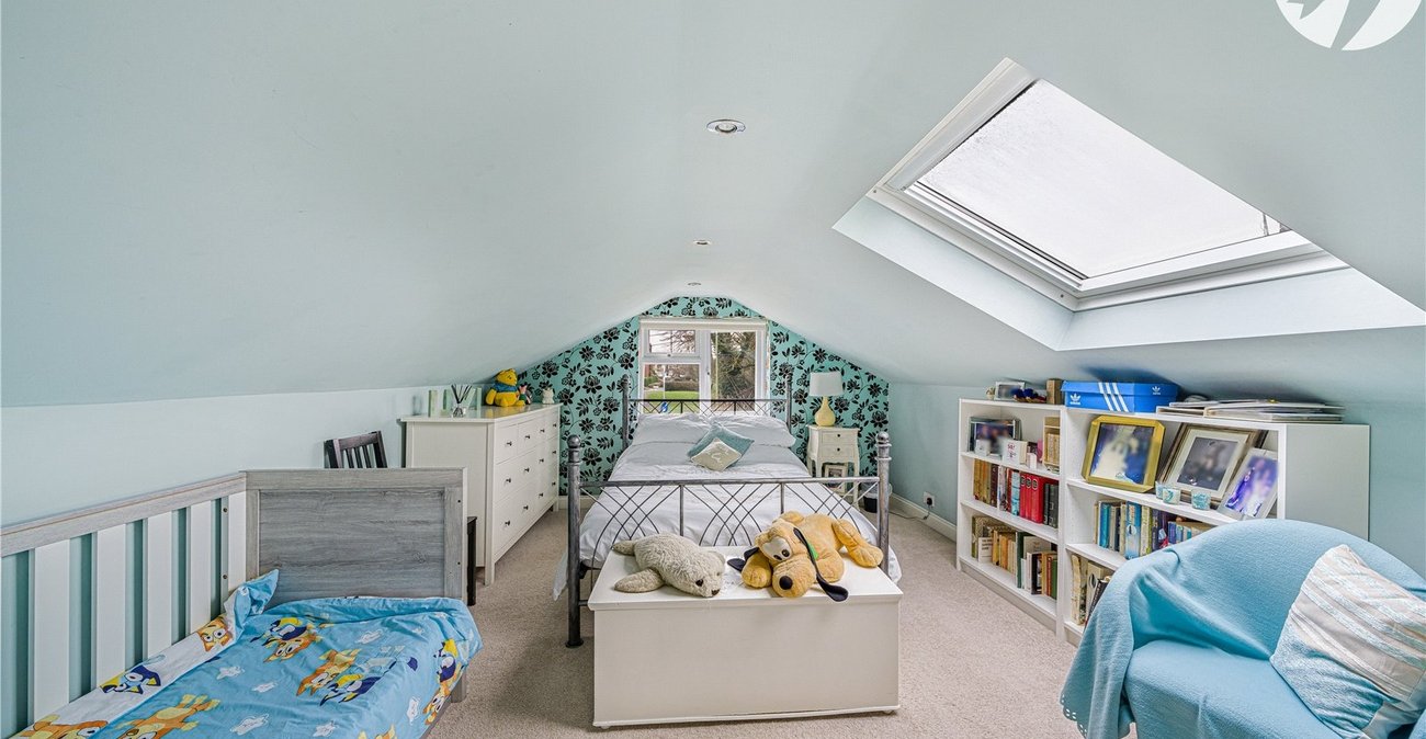 5 bedroom property for sale in Dartford | Robinson Jackson