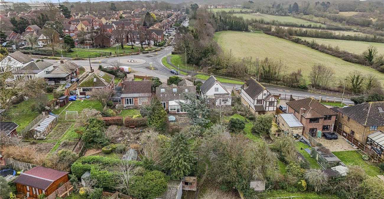 5 bedroom property for sale in Dartford | Robinson Jackson