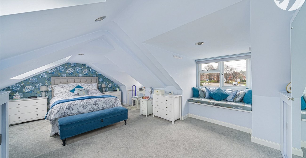 5 bedroom property for sale in Dartford | Robinson Jackson