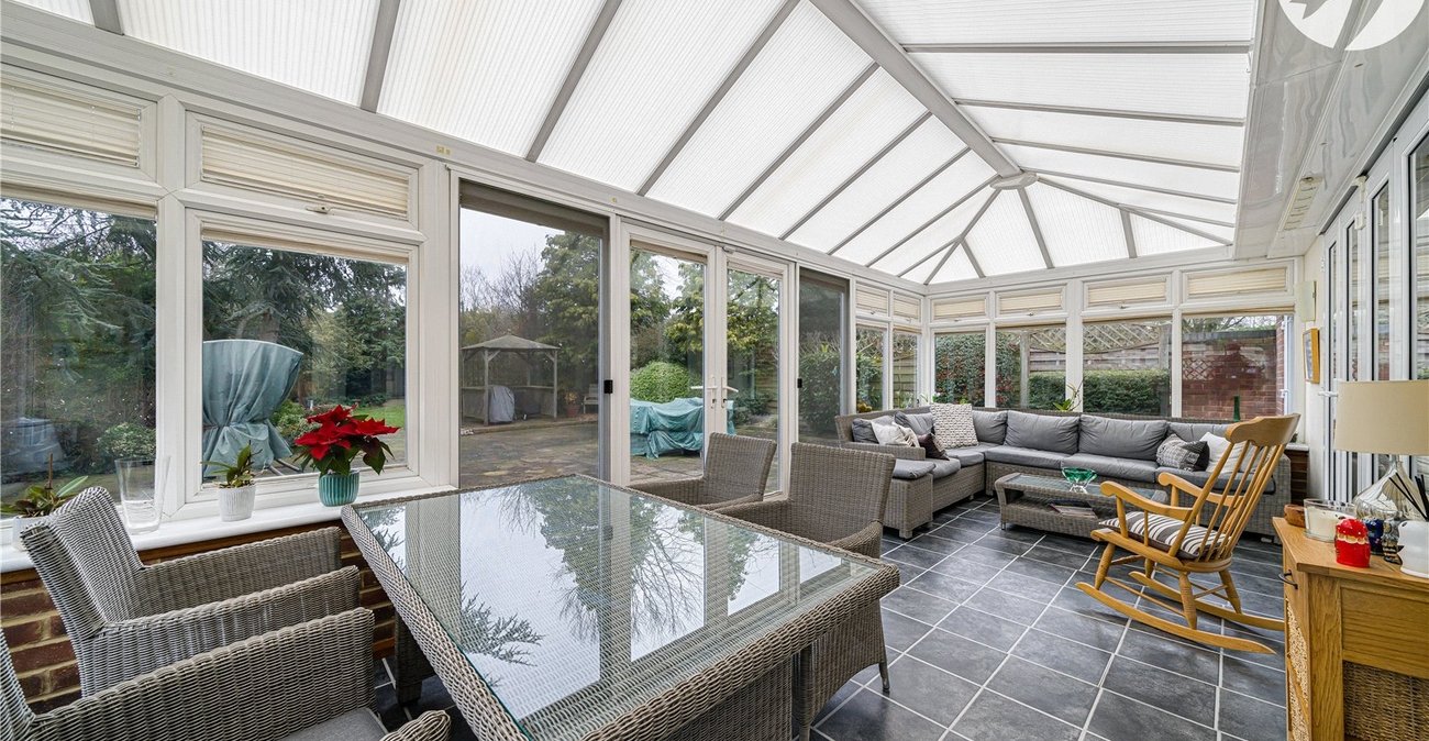 5 bedroom property for sale in Dartford | Robinson Jackson