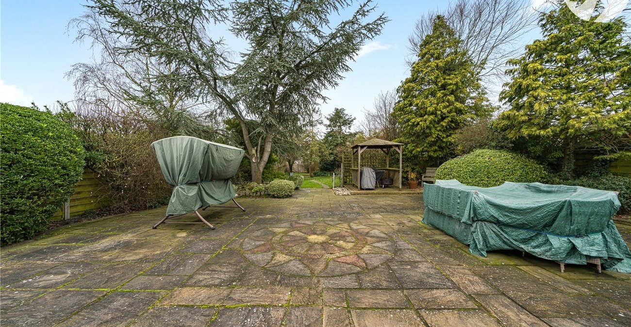 5 bedroom property for sale in Dartford | Robinson Jackson