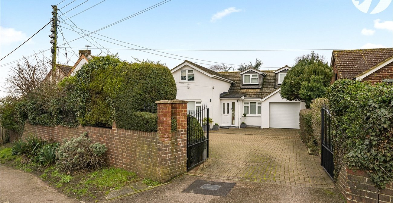 5 bedroom property for sale in Dartford | Robinson Jackson
