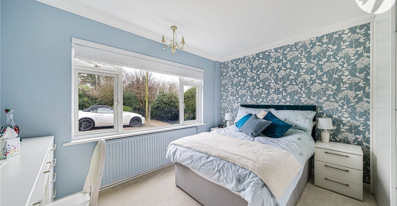 5 bedroom property for sale in Dartford | Robinson Jackson