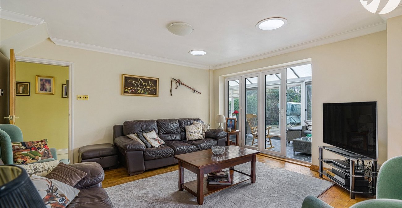 5 bedroom property for sale in Dartford | Robinson Jackson