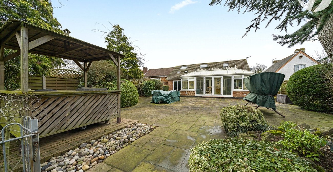 5 bedroom property for sale in Dartford | Robinson Jackson