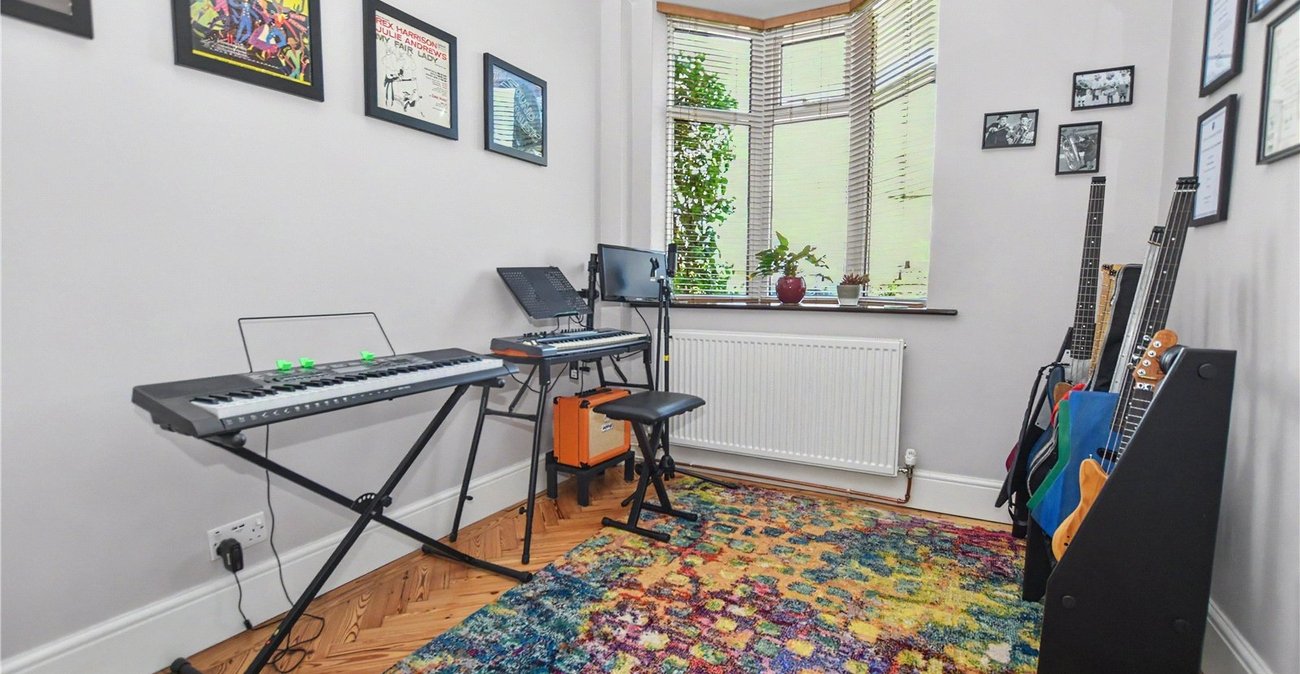 5 bedroom house for sale in Bexleyheath | Robinson Jackson