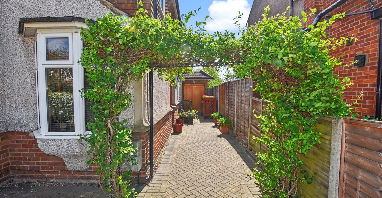 5 bedroom house for sale in Bexleyheath | Robinson Jackson