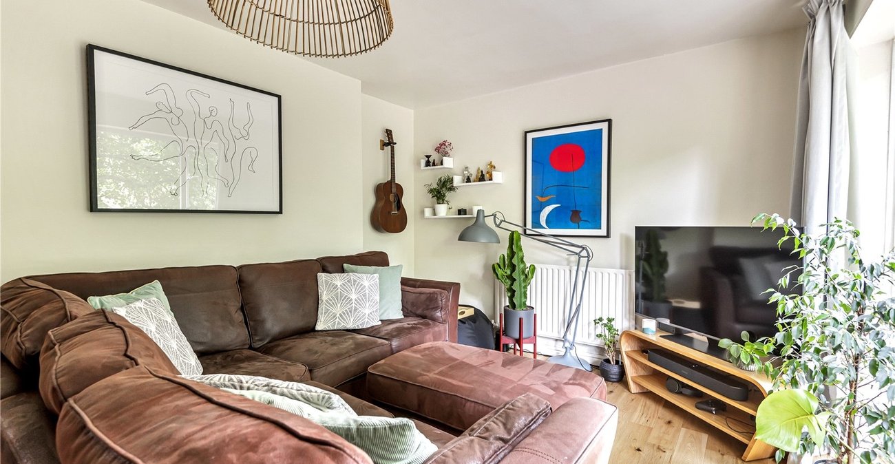 2 bedroom property for sale in Sydenham Avenue | Robinson Jackson