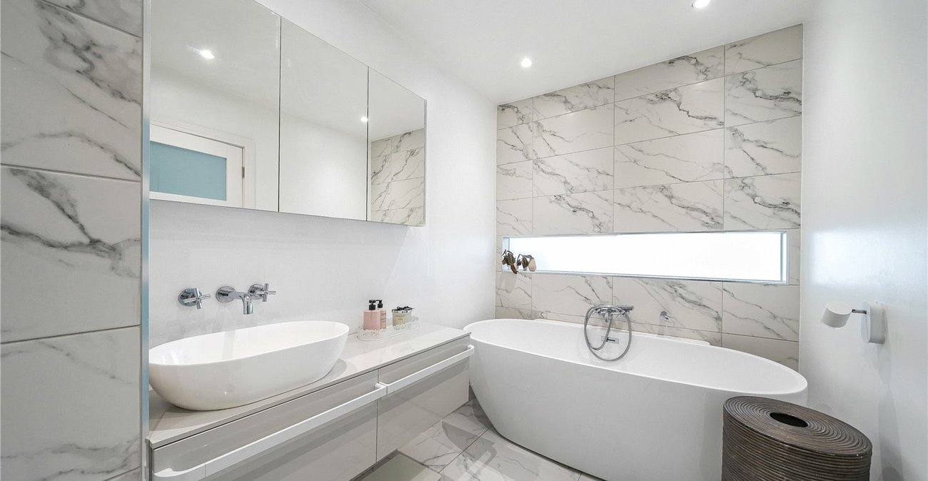 2 bedroom house for sale in  | Robinson Jackson