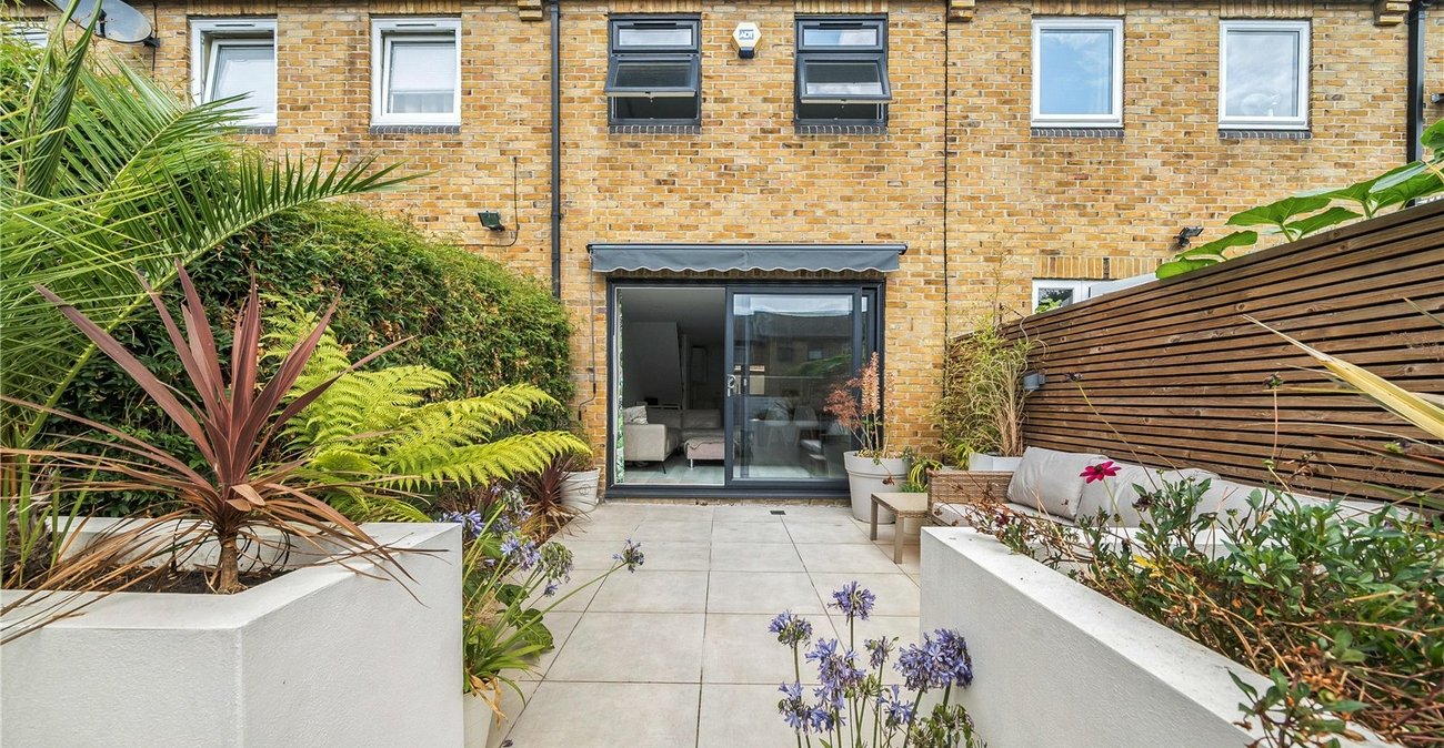 2 bedroom house for sale in  | Robinson Jackson