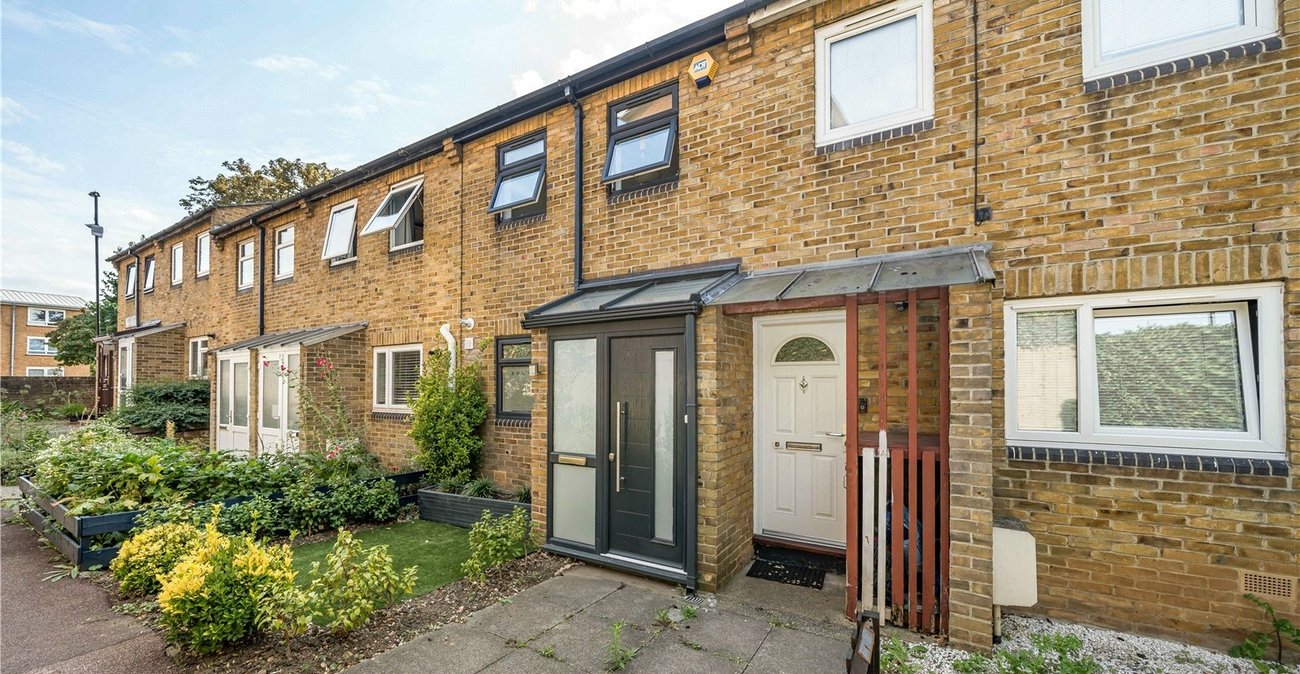 2 bedroom house for sale in  | Robinson Jackson