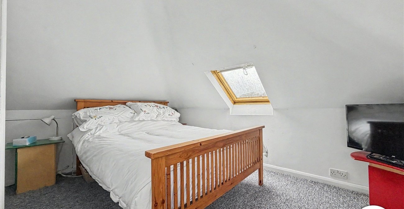 4 bedroom house for sale in Rochester | Robinson Michael & Jackson