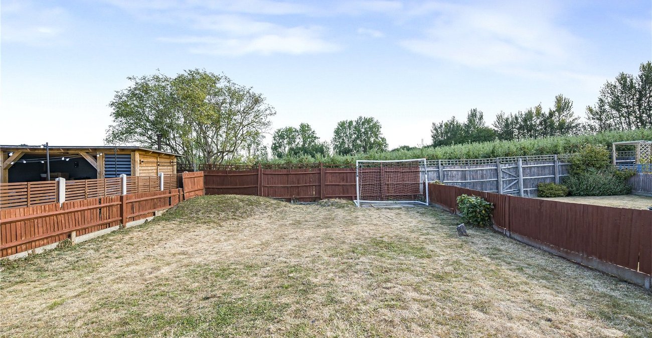 2 bedroom house for sale in Hartlip | Robinson Michael & Jackson