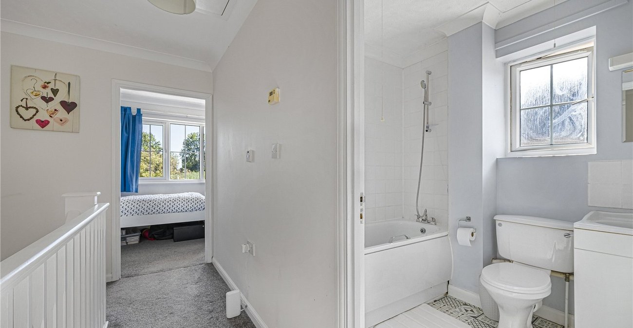 2 bedroom house for sale in Hartlip | Robinson Michael & Jackson