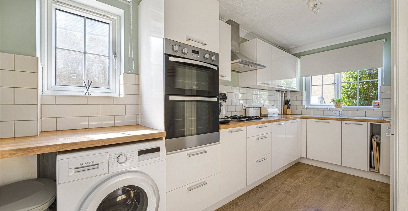 2 bedroom house for sale in Hartlip | Robinson Michael & Jackson