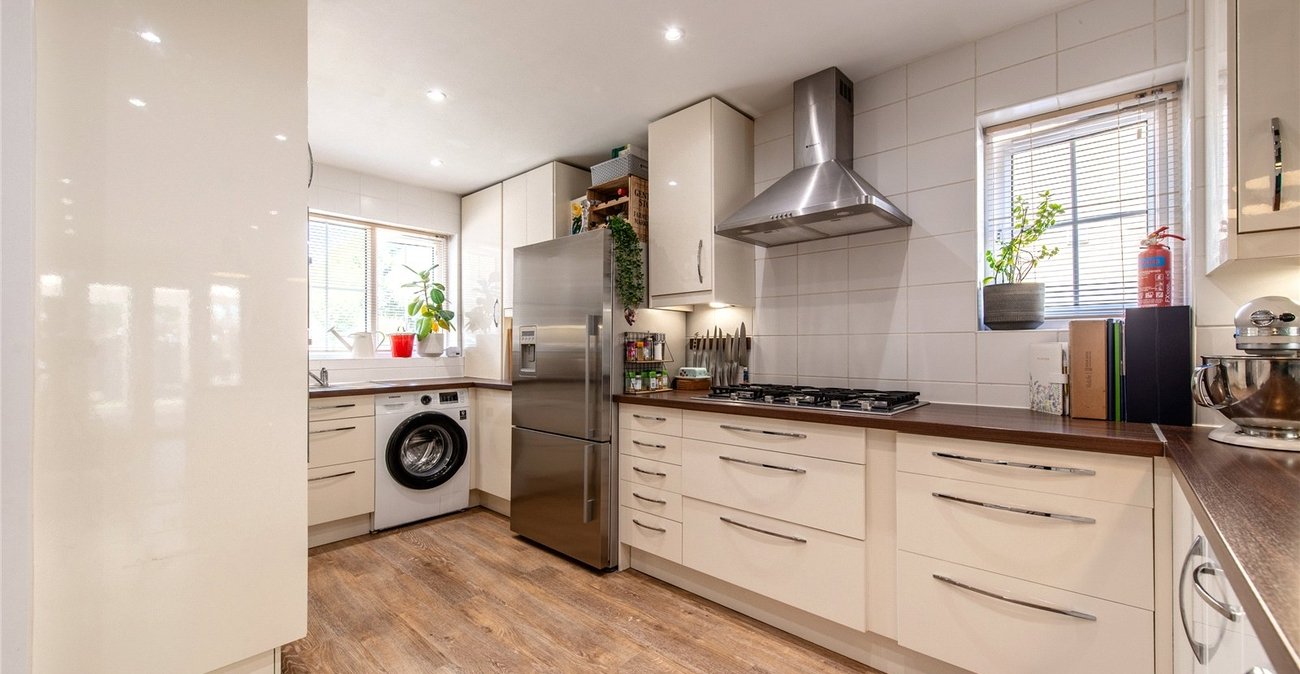 2 bedroom house for sale in Hartlip | Robinson Michael & Jackson