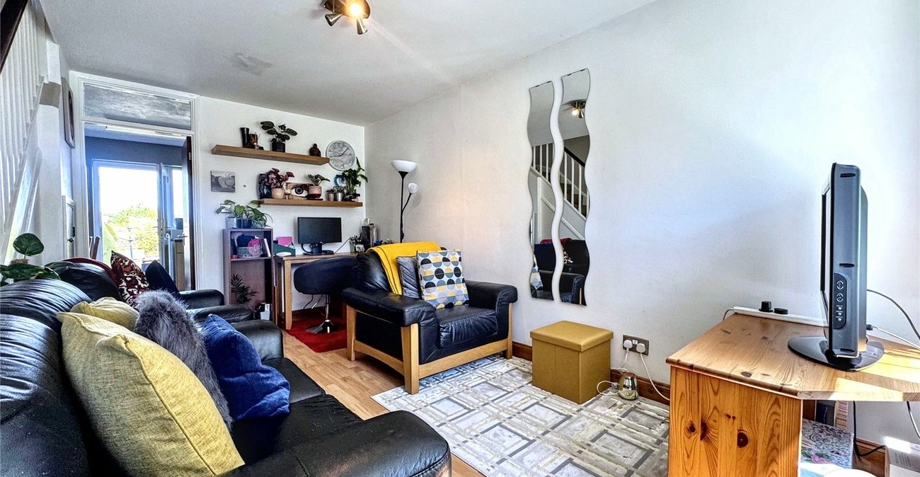 2 bedroom house for sale in Downswood | Robinson Michael & Jackson