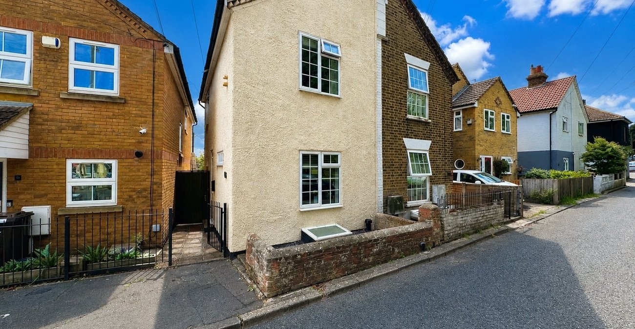 3 bedroom house for sale in Gillingham | Robinson Michael & Jackson