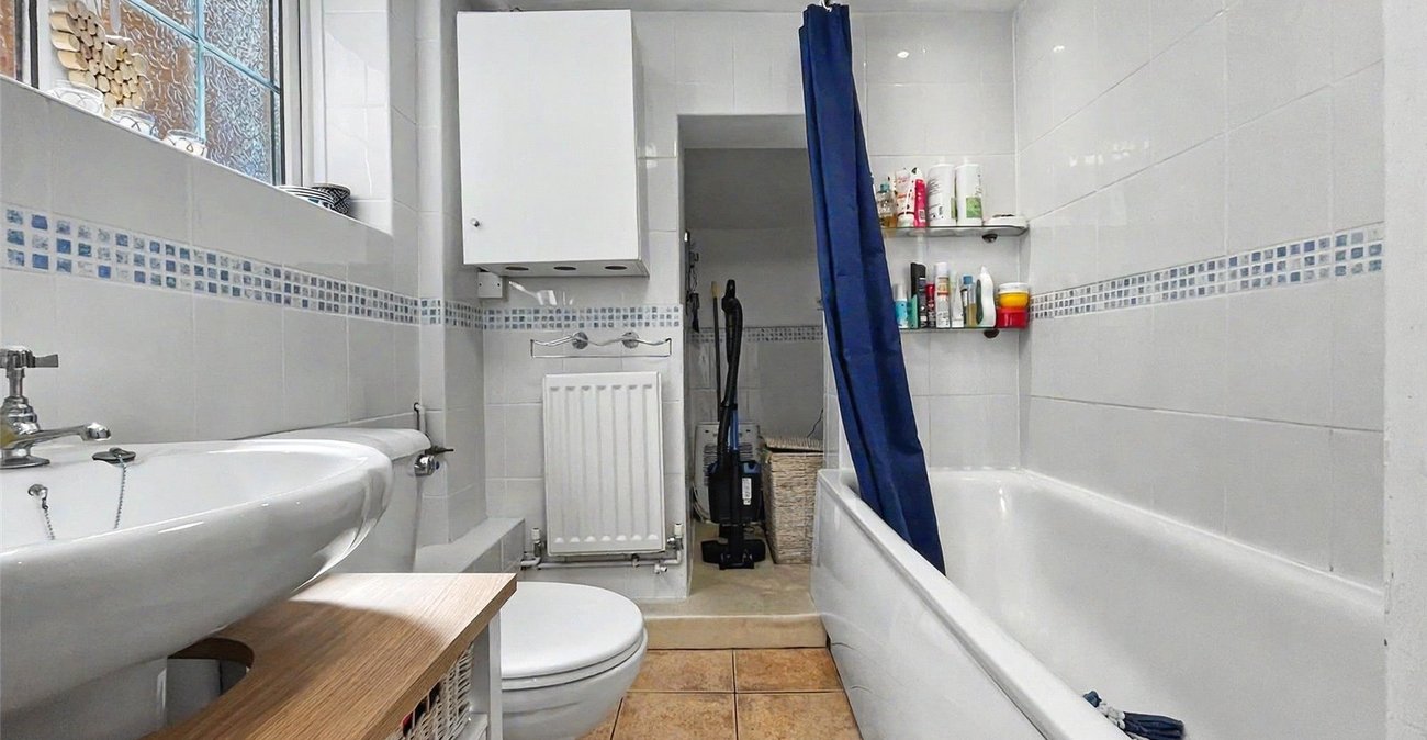 3 bedroom house for sale in Gillingham | Robinson Michael & Jackson