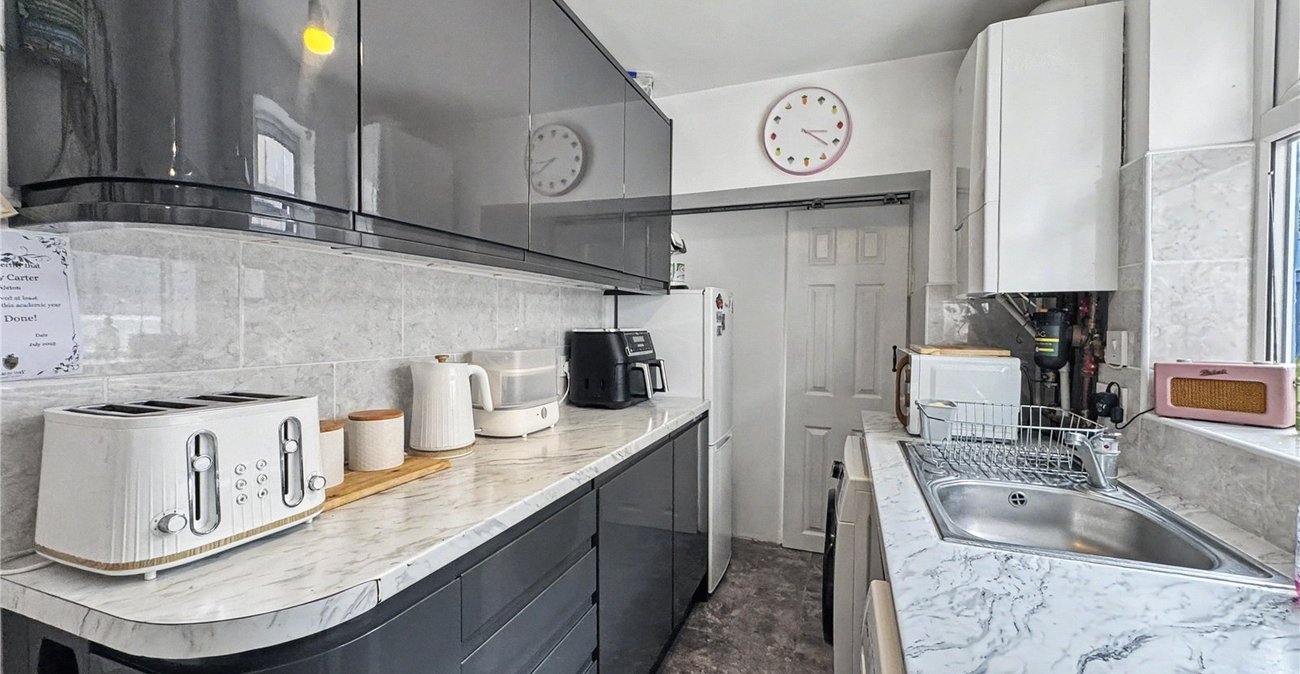 2 bedroom house for sale in Gillingham | Robinson Michael & Jackson