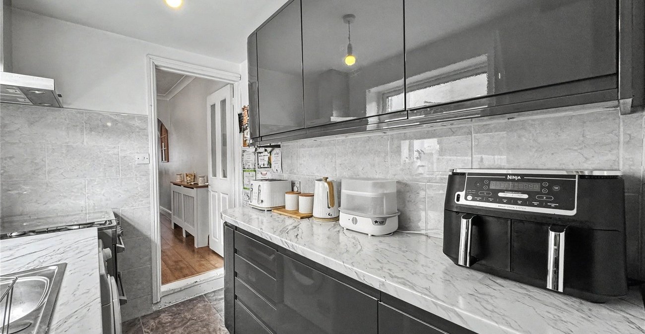 2 bedroom house for sale in Gillingham | Robinson Michael & Jackson