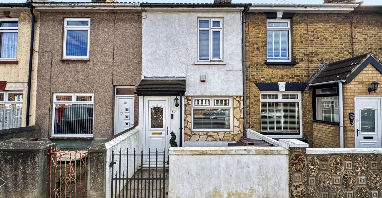 2 bedroom house for sale in Gillingham | Robinson Michael & Jackson