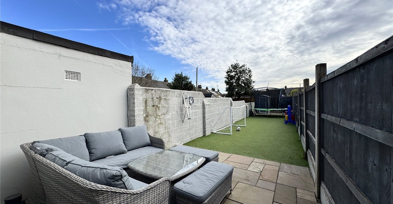 2 bedroom house for sale in Gillingham | Robinson Michael & Jackson