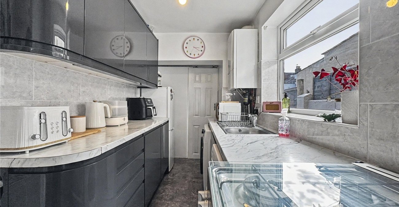 2 bedroom house for sale in Gillingham | Robinson Michael & Jackson