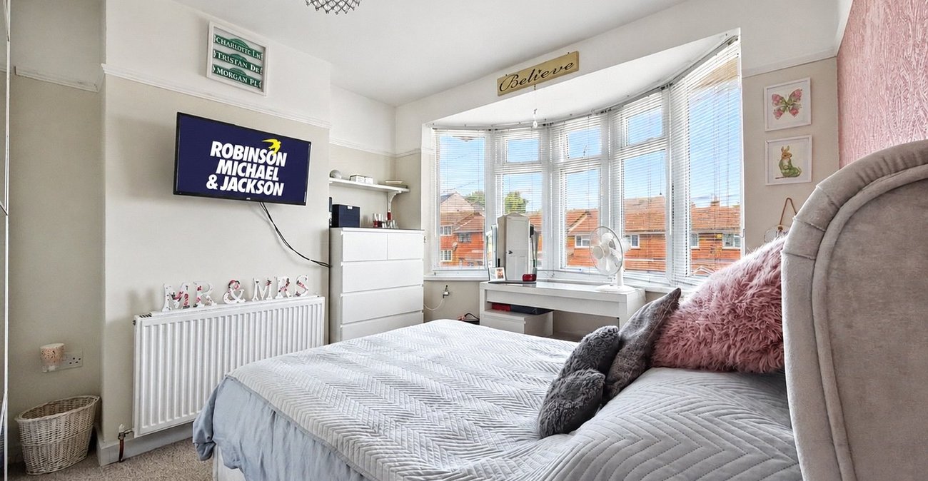 3 bedroom house for sale in Gillingham | Robinson Michael & Jackson