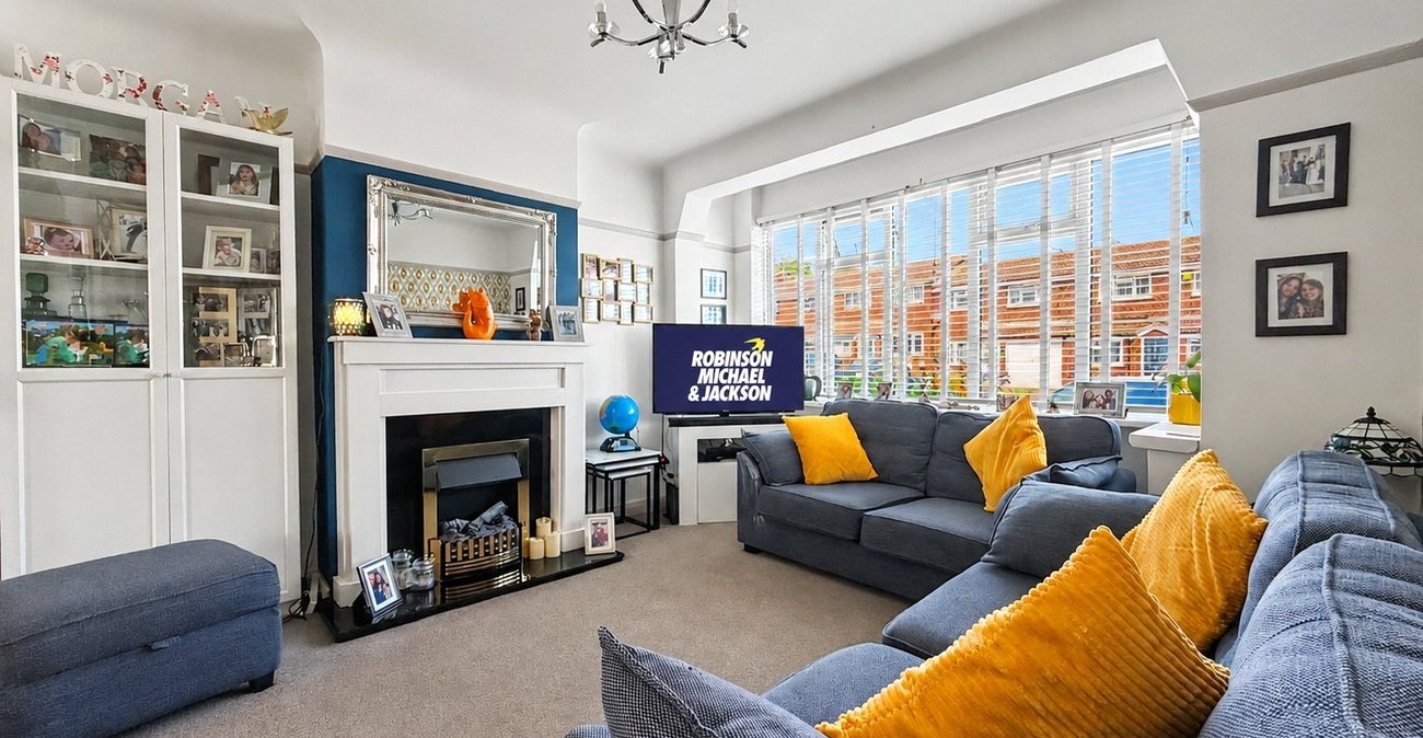 3 bedroom house for sale in Gillingham | Robinson Michael & Jackson